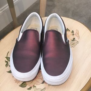 Vans iridescent slide on sneakers size 8.5!!
